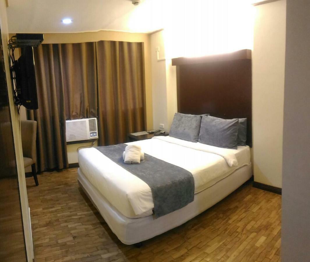 White Knight Hotel Cebu Ngoại thất bức ảnh